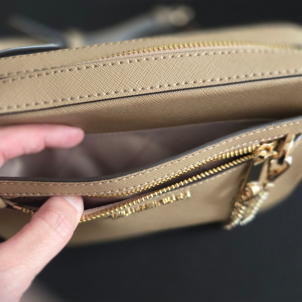 Michael Kors Jet Set Large EW Chain Crossbody Camel Saffiano Leather 35S1GTTC7L - Picture 5 of 11